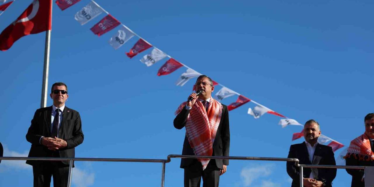 Chp Lideri Özel: "mendereste Sosyal Destek Artacak, Altıntepe’de Çiçek Mezatı Yapılacak”