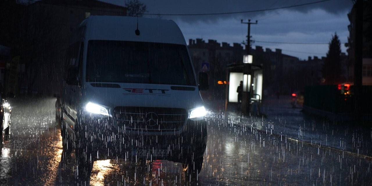 Edirne’de Sağanak Ve Dolu Etkili Oldu