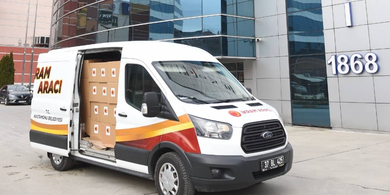 Kastamonu Belediyesi Ramazan’da Gönül Köprüsü Kurdu