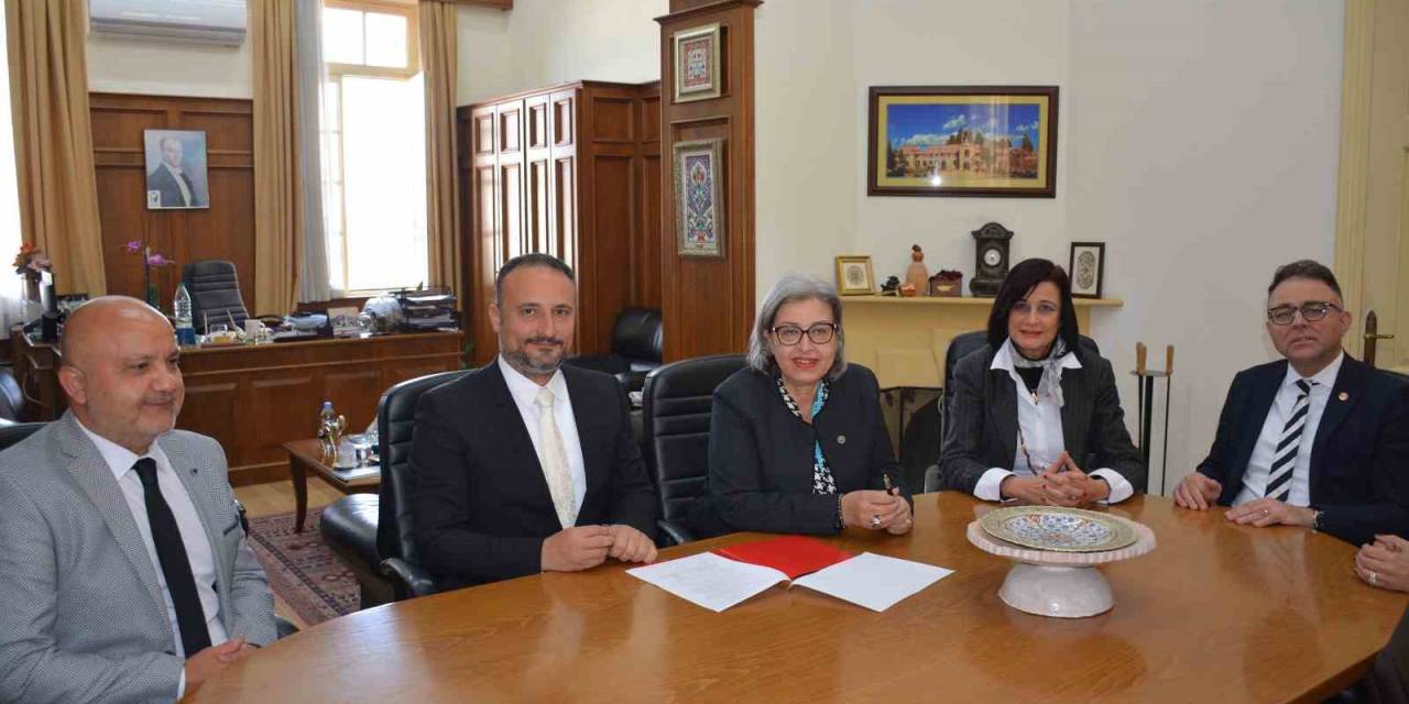 Yüksek Seçim Kurulu Ve Yakın Doğu Üniversitesi Arasındaki İş Birliği Protokolü Yenilendi