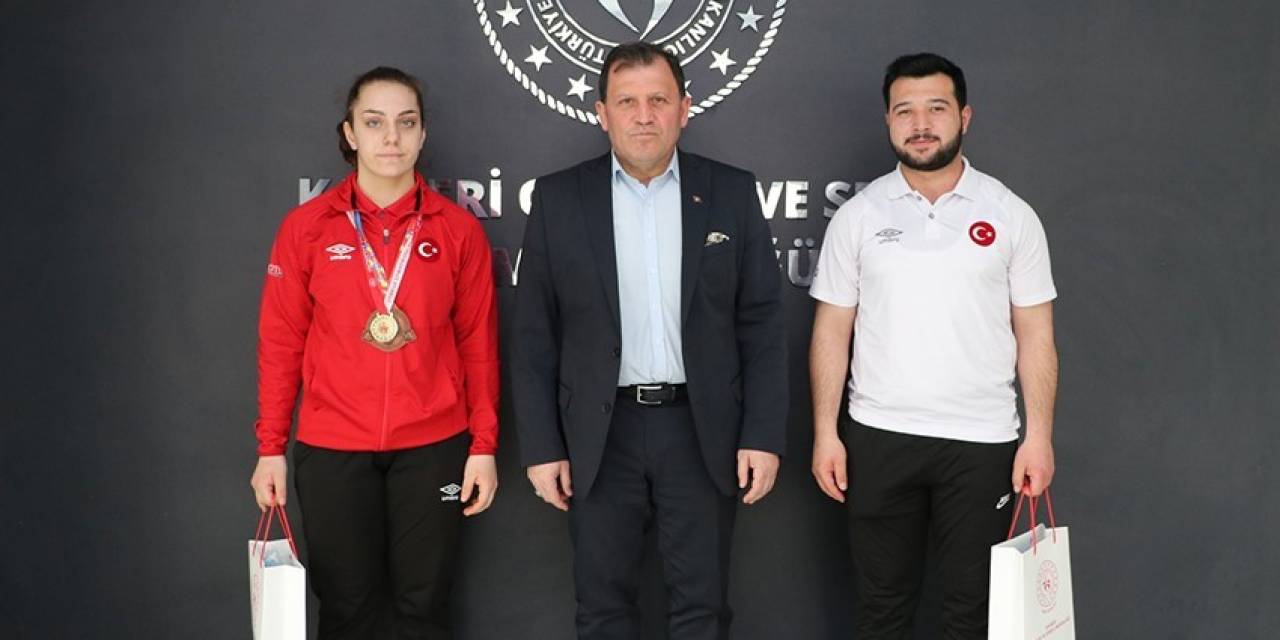 Avrupa Üçüncüsü Kayserili Sporcu Yunanistan Yolcusu