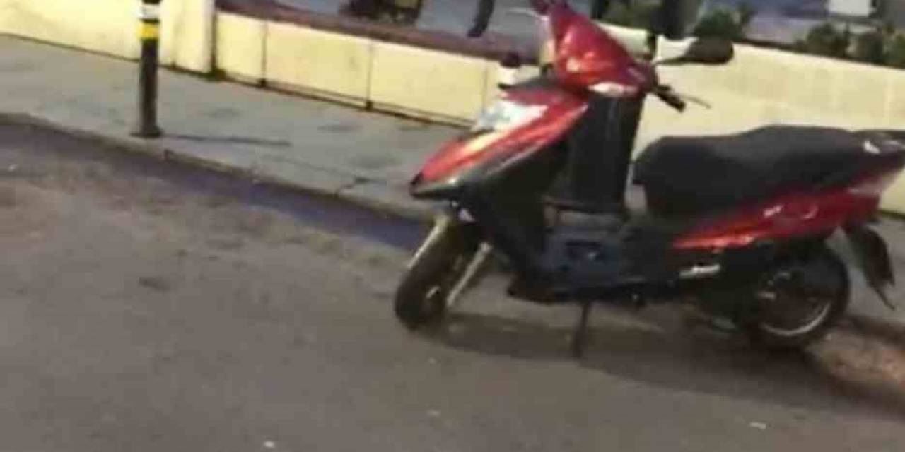 İstanbul’da Vicdanları Yaralayan Olay: Koltuk Değnekli Yaşlı Kadını İttirerek Yere Düşürdü