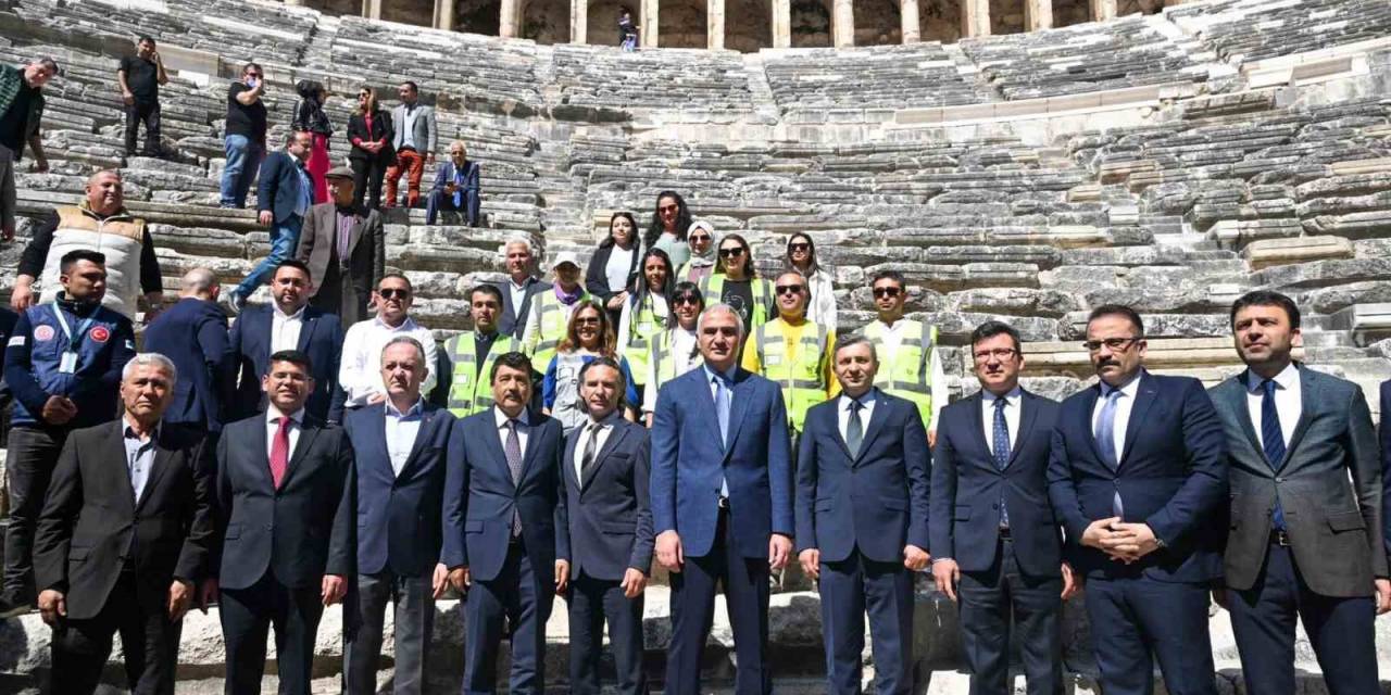 Aspendos Geleceğe Miras Bırakılıyor