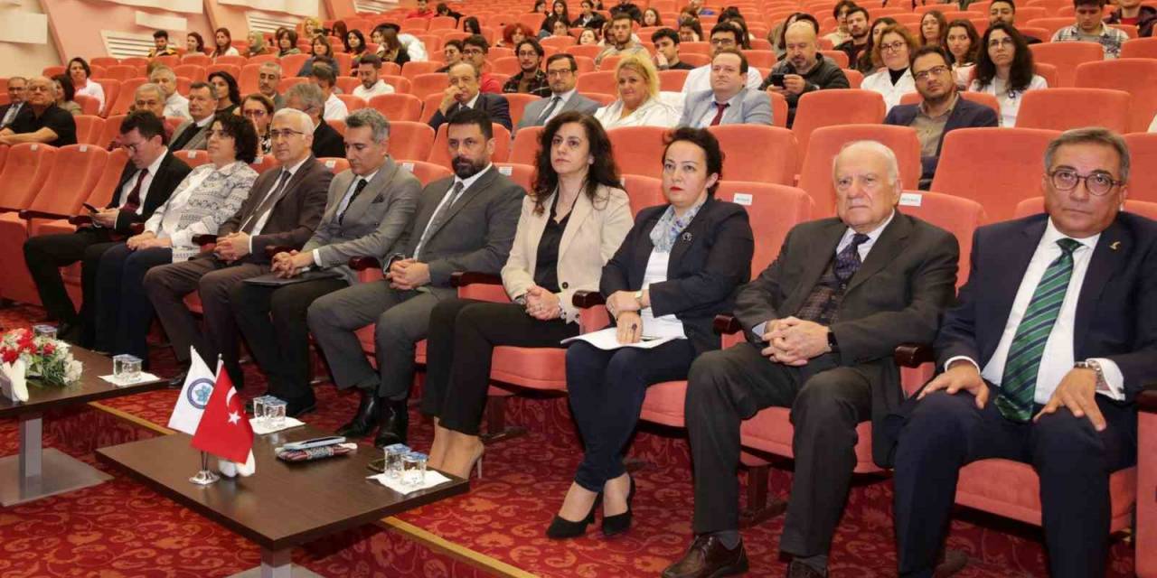 Esogü’de 14 Mart Tıp Bayramı Etkinliği Düzenlendi