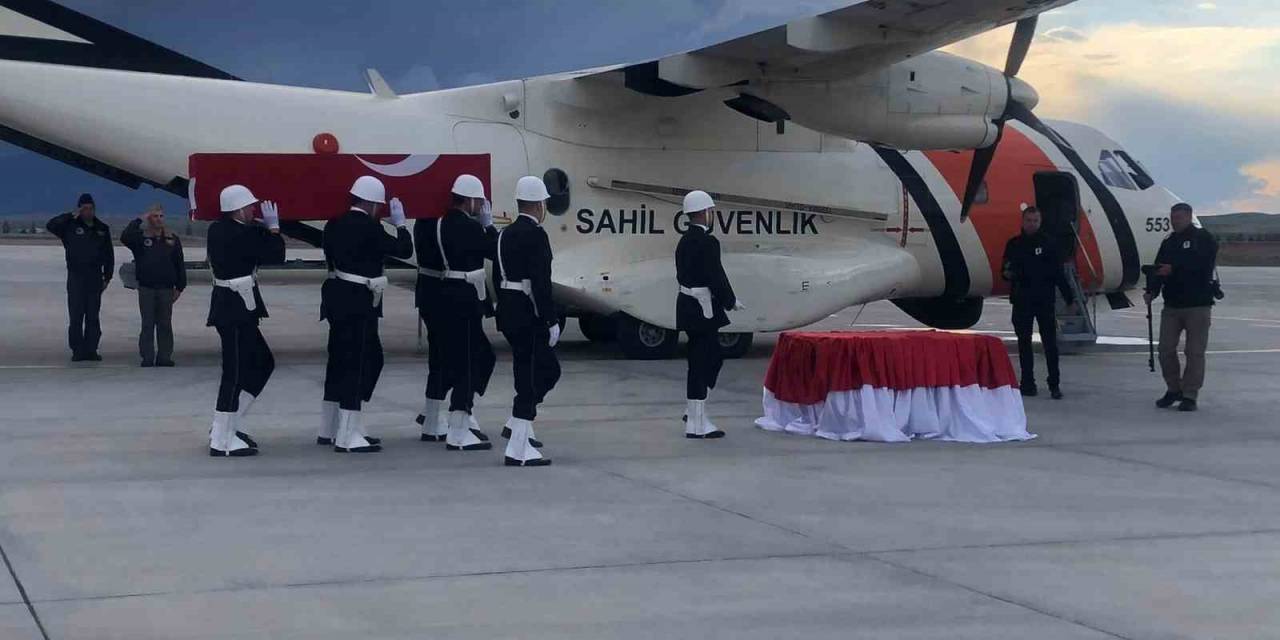 Denizlili Şehidin Naaşı Memleketine Getirildi