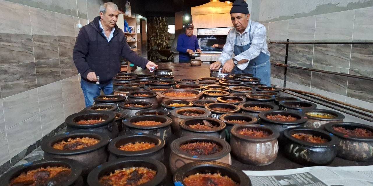 Yapımı 8 Saat Sürüyor, Hazır Olunca Kaleden Davul Çalınıyor