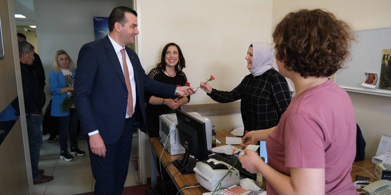 Efeler Belediye Başkan Adayı Pehlivan, Gününü Sağlık Çalışanlarına Ayırdı