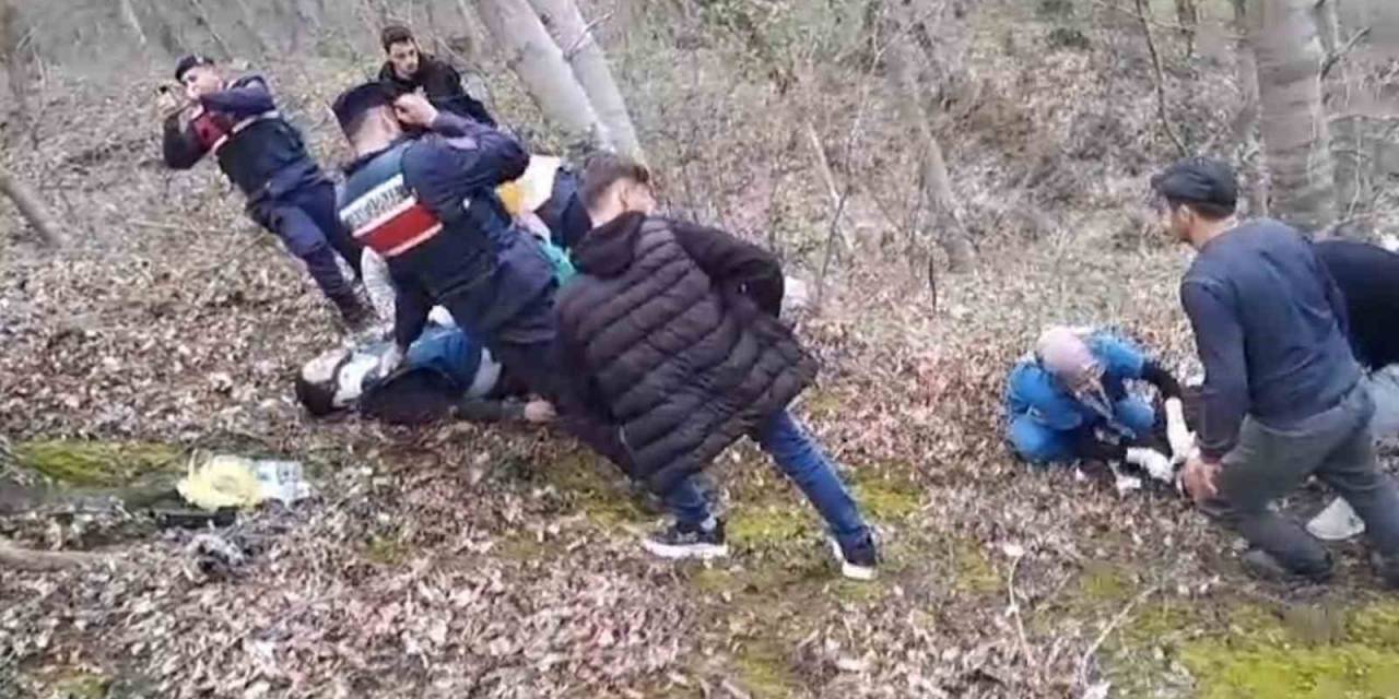 Kiraladıkları Araçla Kaza Yaptılar: 1’i Ağır, 2 Yaralı