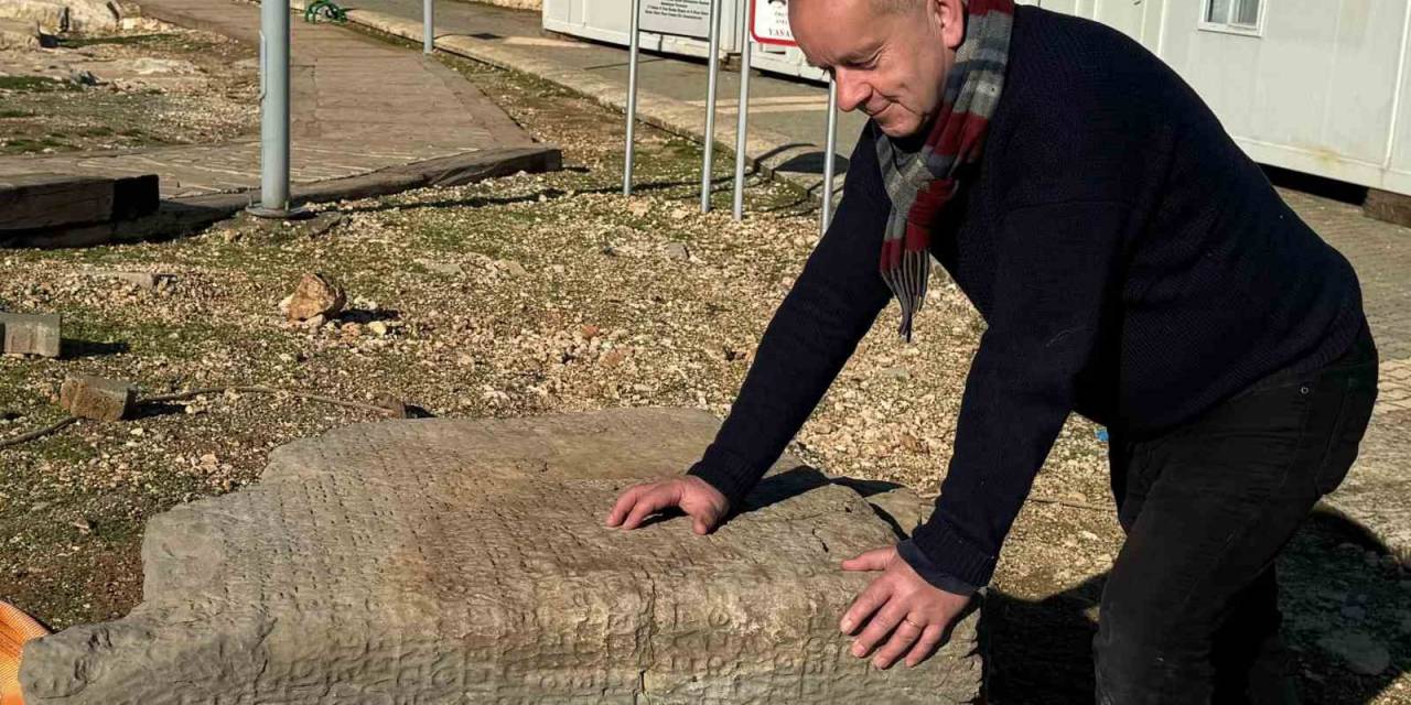 Kımıl Dağı’ndaki Steller Kommagene’nin Dini Tarihine Yeni Bir Soluk Kazandırdı