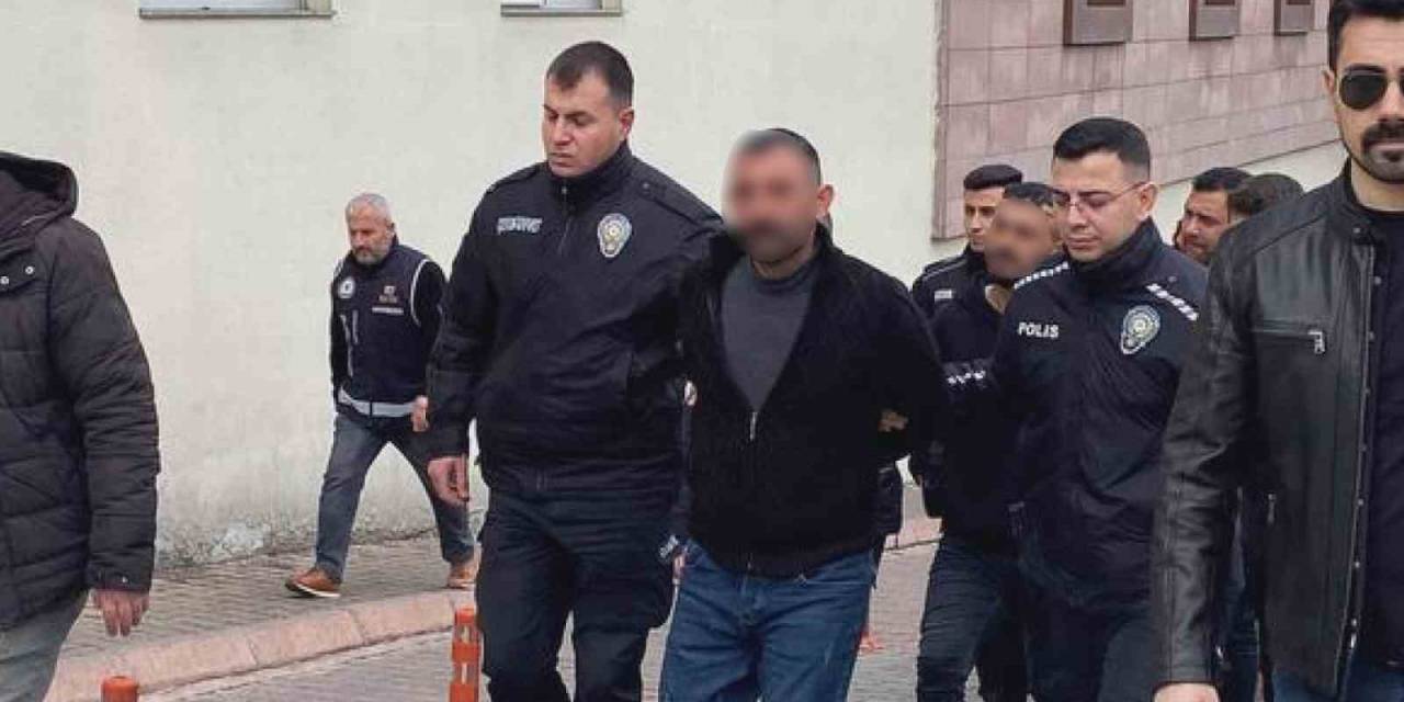 "Yılanlar Grubu" Çetesi Üyeleri Adliyeye Sevk Edildi