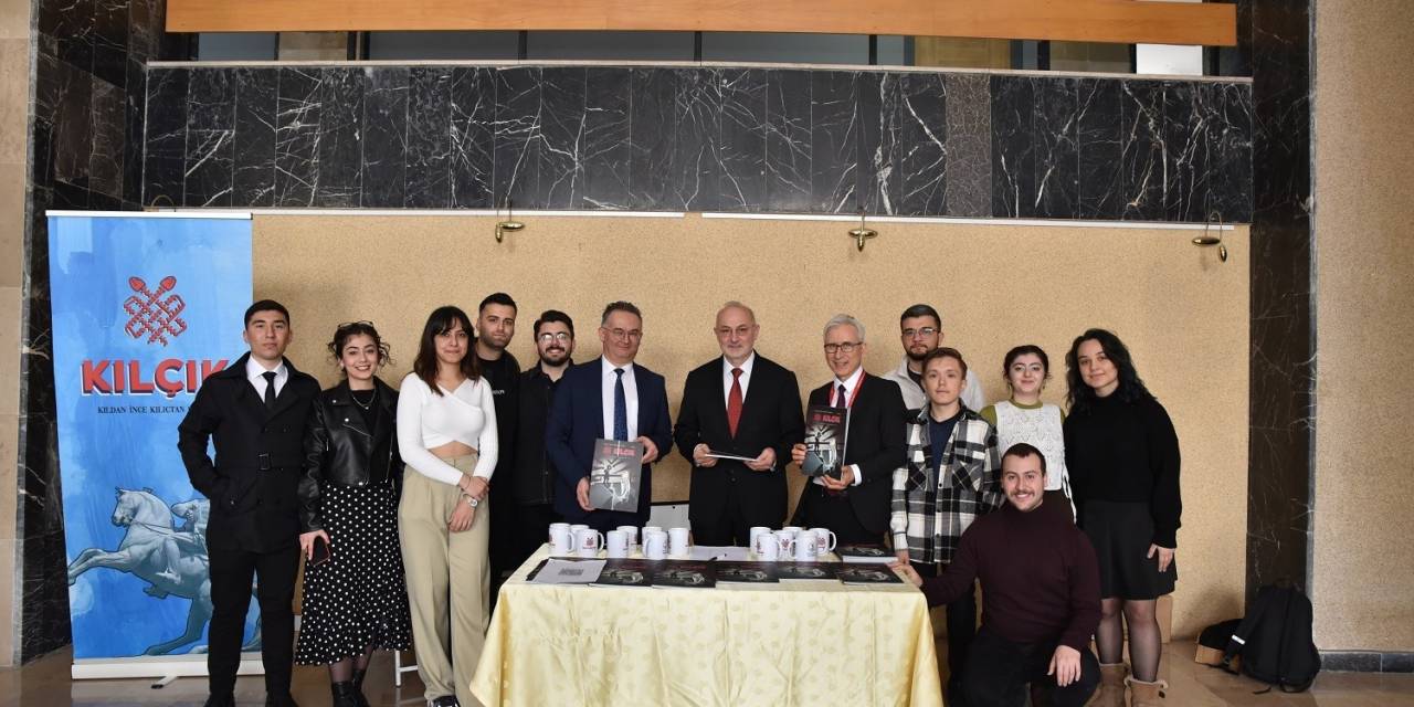 Rektör Ünal: "Hekimlerimiz Toplum Sağlığı Adına En Ön Saflarda Mücadele Ediyor"