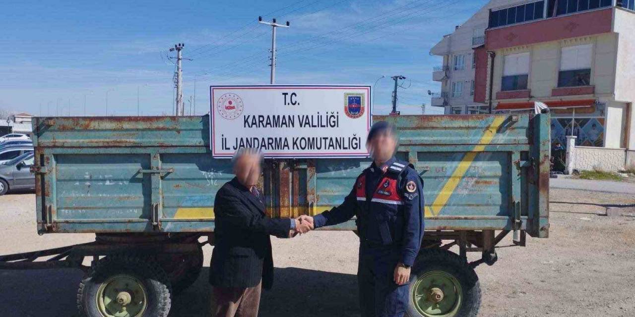 Jandarma 3 Ay Önce Çalınan Römorku Bularak Sahibine Teslim Edildi