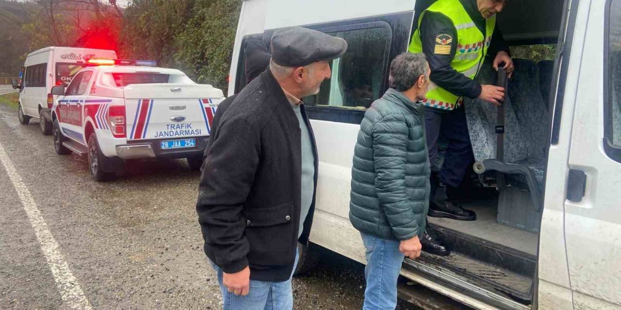Trafik Jandarmasından Öğrenci Servislerine Dennetim