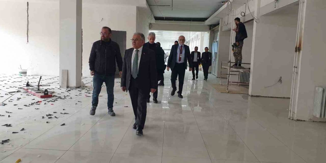 Başkan Büyükkılıç Erü Hastanesi Yenileme Çalışmalarını İnceledi