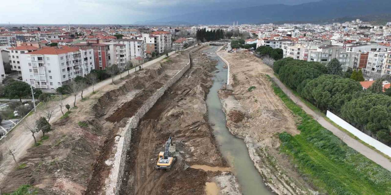 Başkan Yılmaz, Ülkü Yolu’nun Devamı İçin Kolları Sıvadı