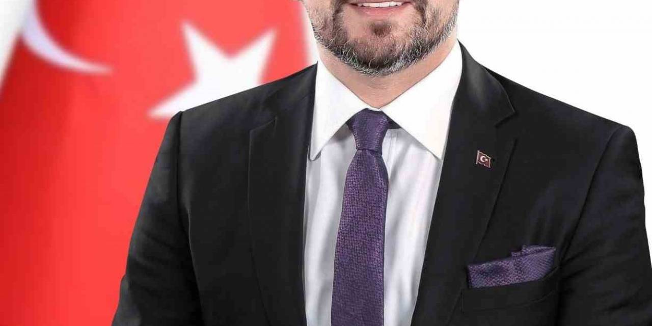 Hamid Yüzügüllü’den ‘Alo Okul’ Projesi