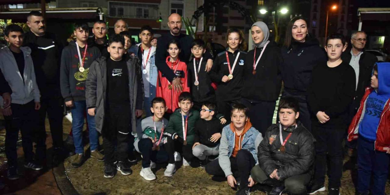 Başkan Togar: “Tekkeköy’e Sporda, Sanatta, Turizmde Altın Çağını Yaşatacağız”