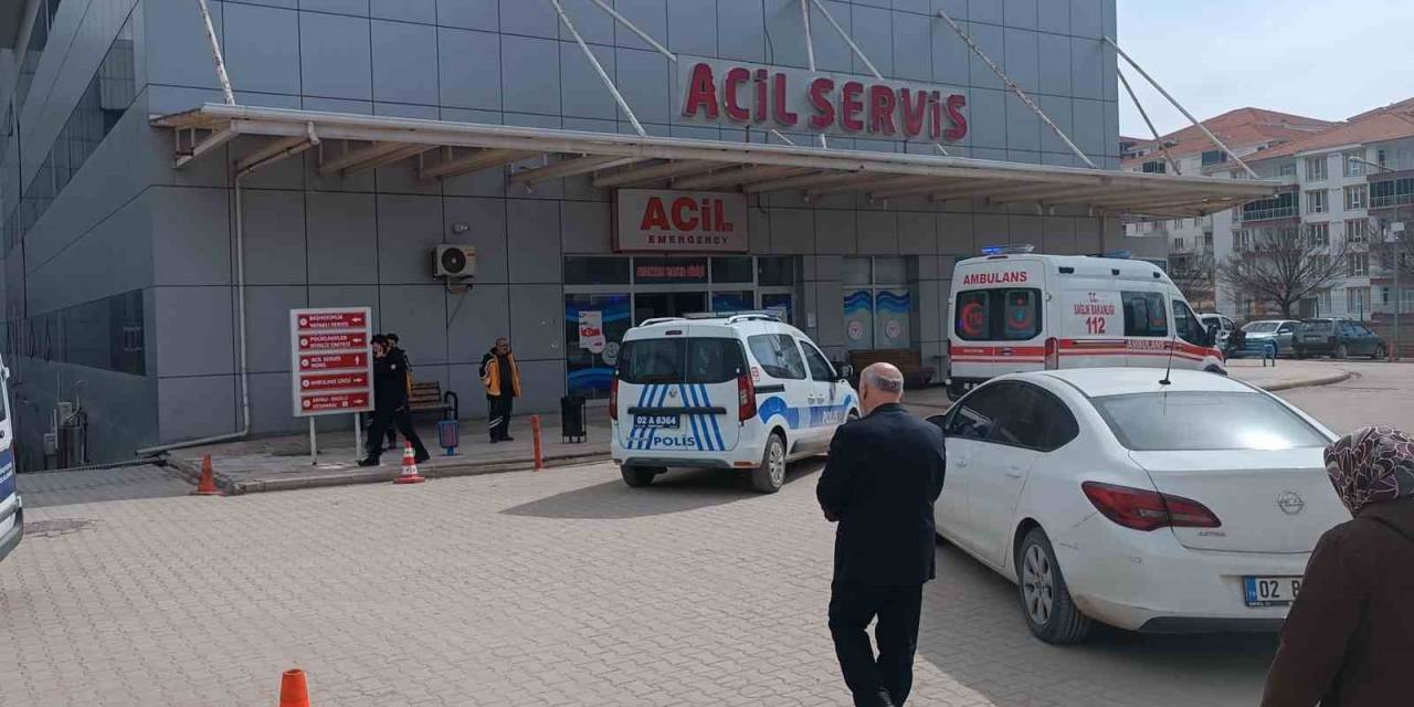 Tartıştığı Kadını Silahla Omuzundan Vurdu