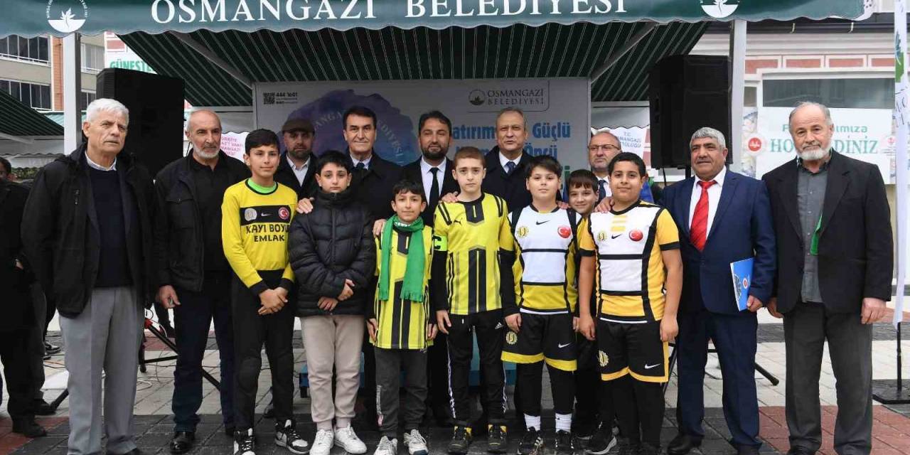 6 Bin 500 Metrekare Alan Mahallenin Buluşma Noktası Haline Geldi