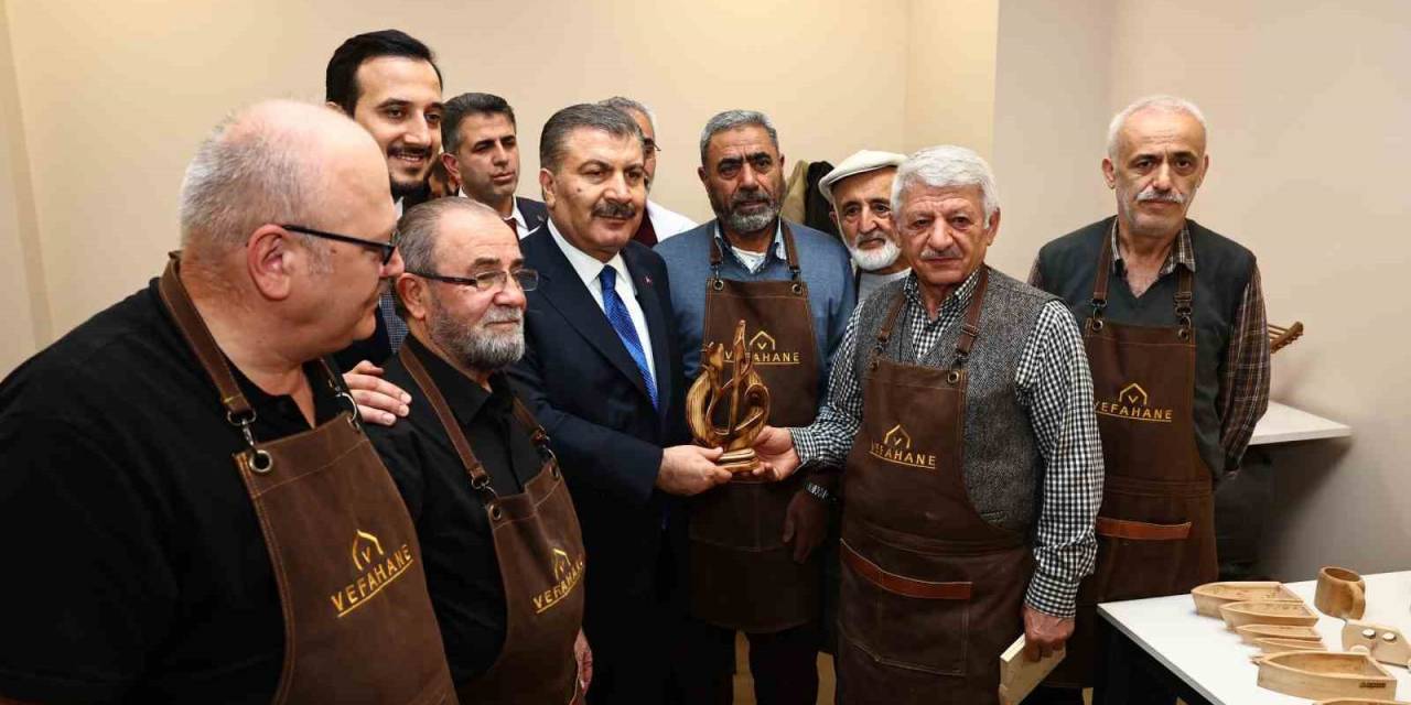 Bakan Koca: "Toplam Tahsis Edilen 4924 Sayılı Kanuna Tabi Sözleşmeli Kadroyla Çalışan 36 Bin Kişi Oldu"