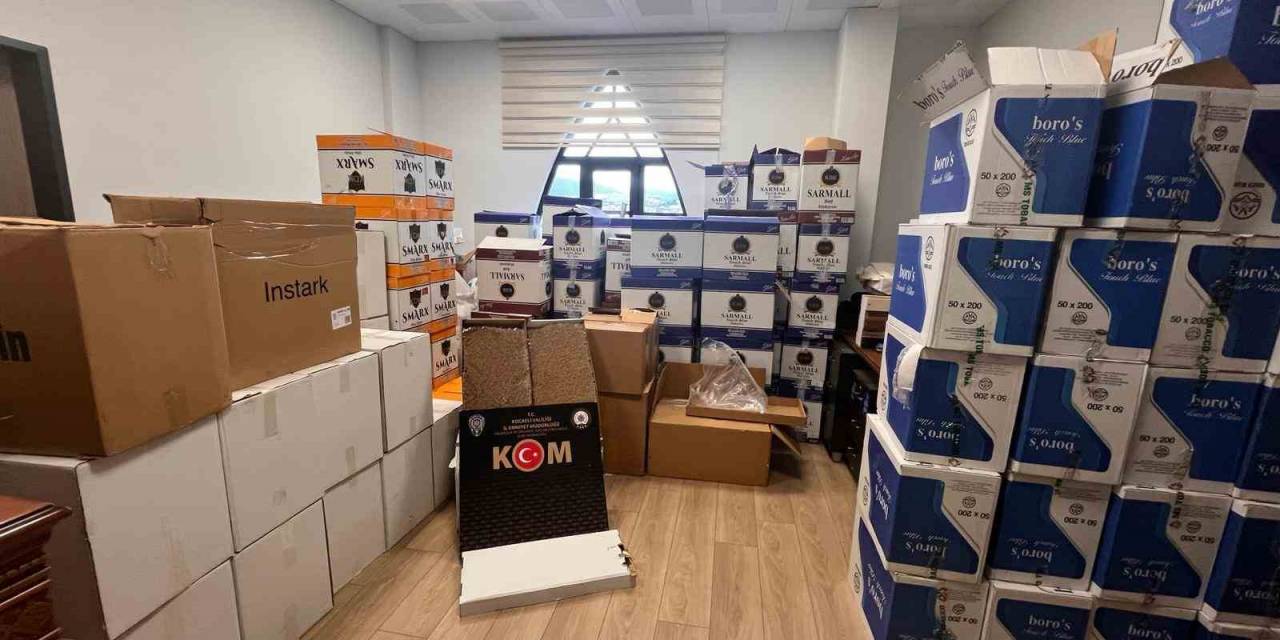 Kaçak Sigara Deposuna Polis Baskını