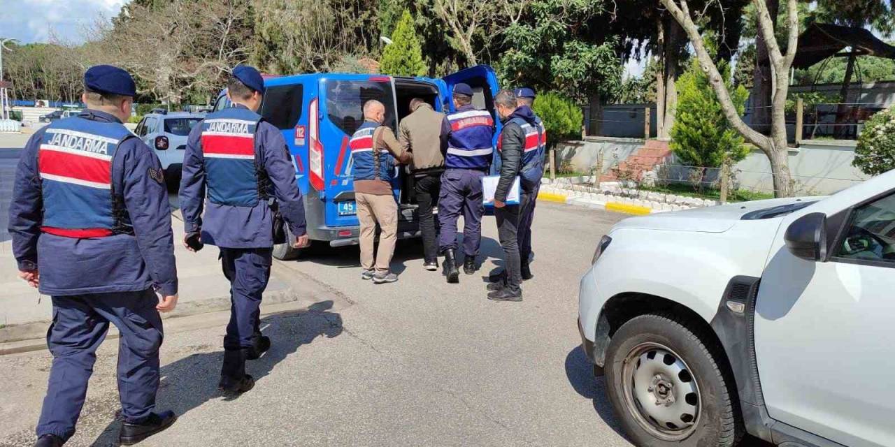Manisa’da Jandarmadan Pkk Terör Örgütüne Operasyon: 2 Kişi Tutuklandı