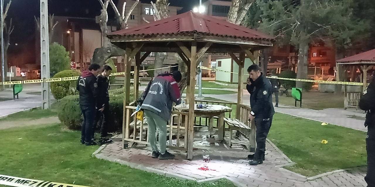 Çorum’da Feci Olay: Silahlı Saldırıya Uğrayan Gencin Bacakları Ampute Edildi