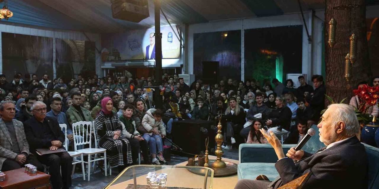 Eyüpsultan’da Ramazan Sohbetlerinin Konuğu Ünlü Tarihçi İlber Ortaylı Oldu
