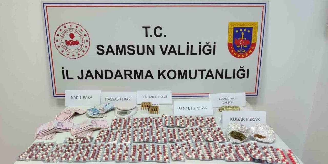 Jandarmadan Uyuşturucu Operasyonu: 2 Gözaltı