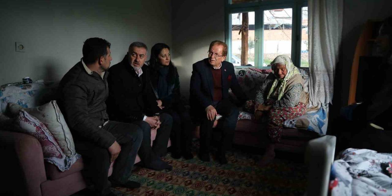 Pekdemir’den Kırsal Bölgede Yaşayan Vatandaşlara Hizmet Ofisi Müjdesi