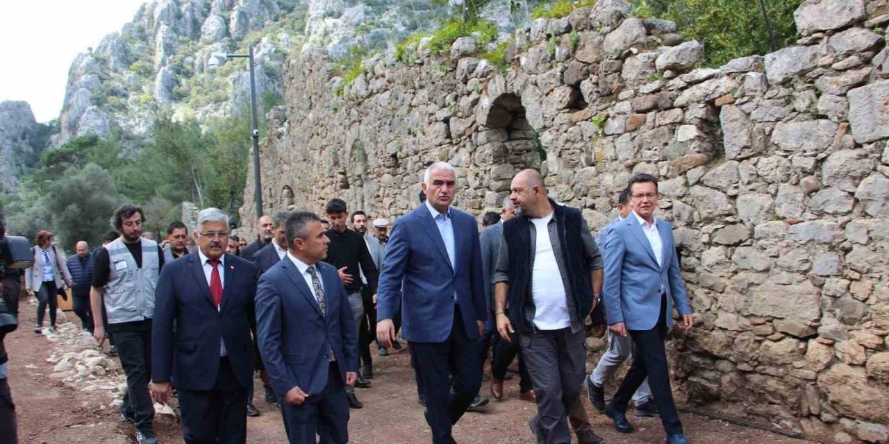 Bakan Ersoy: "2024 Yılı Hedefimiz İse 60 Milyon Turist Ve 60 Milyar Dolar Turizm Geliri"