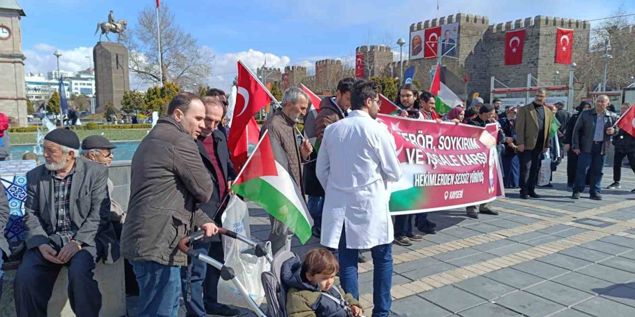 Kayseri’de Hekimlerden Gazze İçin ’sessiz Yürüyüş’
