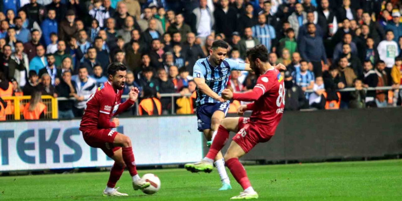 Trendyol Süper Lig: Y. Adana Demirspor: 1 - Sivasspor: 0 (İlk Yarı)