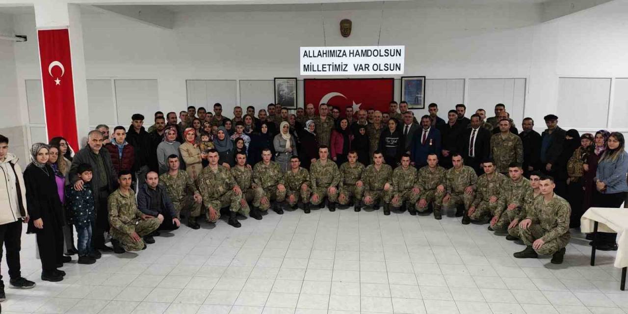 Şehit Aileleri, Gaziler Ve Mehmetçik İftarda Buluştu