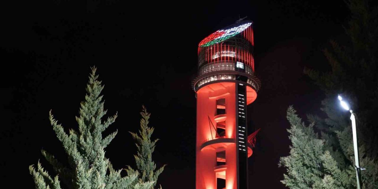 Atatürk Cumhuriyet Kulesinin Işık Şovu Havadan Görüntülendi