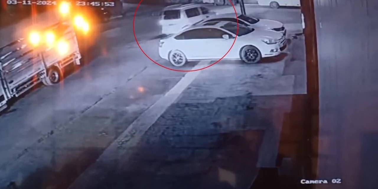 Tuzla’da Bir Şahıs Husumetlisinin Aracına Kurşun Yağdırdı