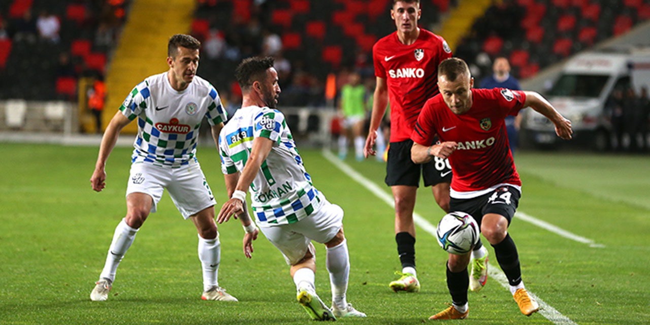 Çaykur Rizespor - Gaziantep FK Maçı İlk 11'leri Belli Oldu