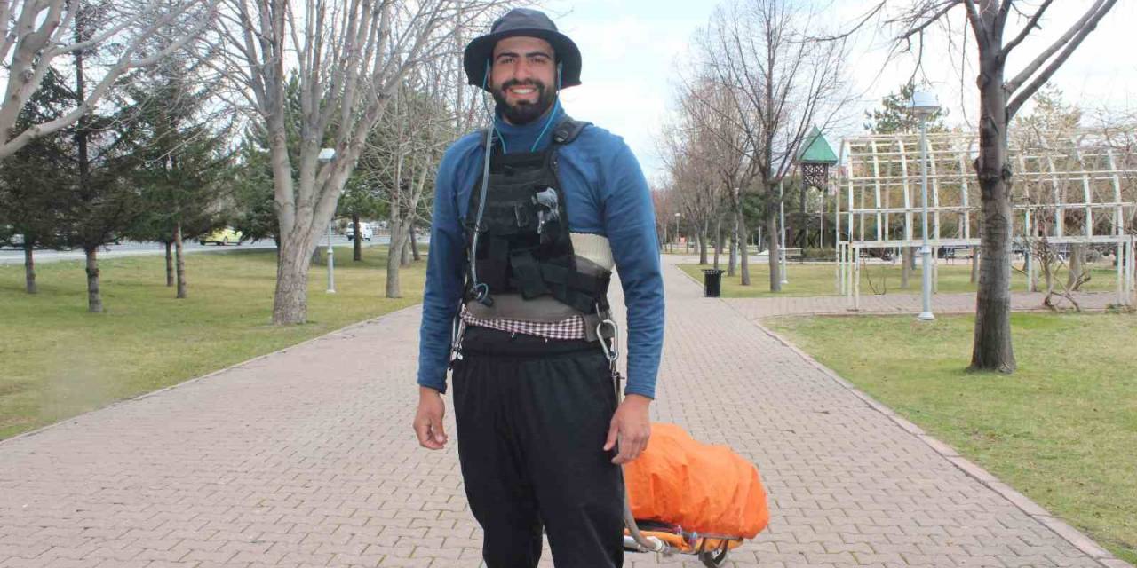 4 Bin 500 Kilometre Yürüyen Mohamed’in Hedefi ‘Kabe’