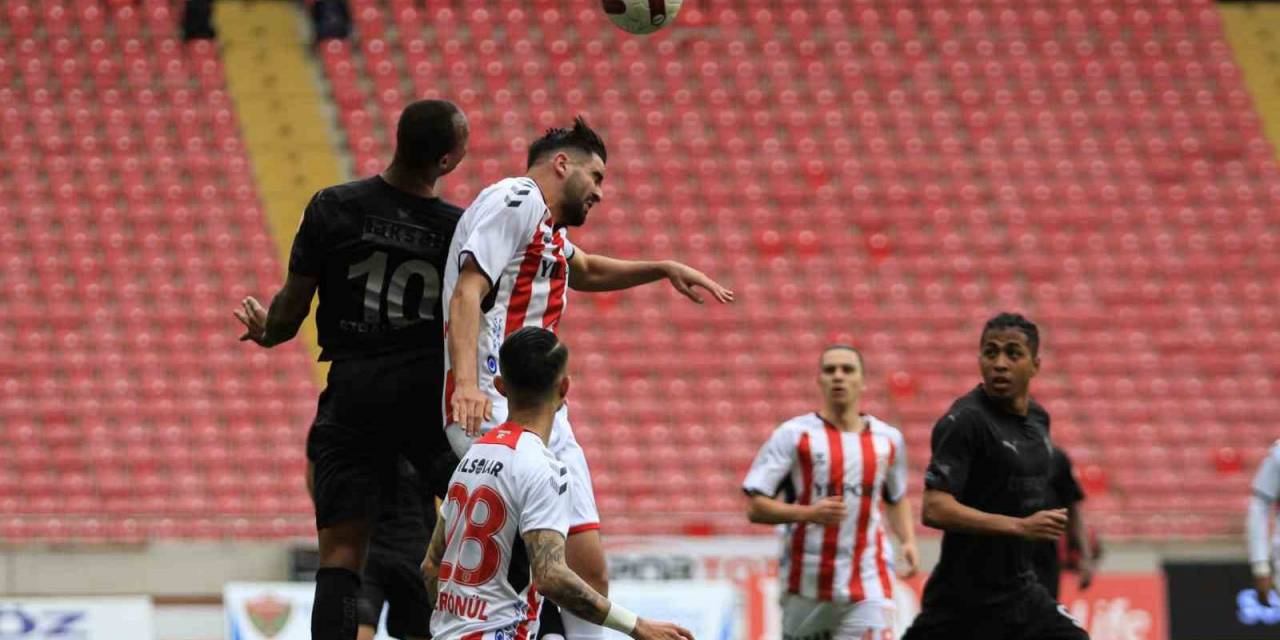 Trendyol Süper Lig: Hatayspor: 1 - Samsunspor: 0 (İlk Yarı)