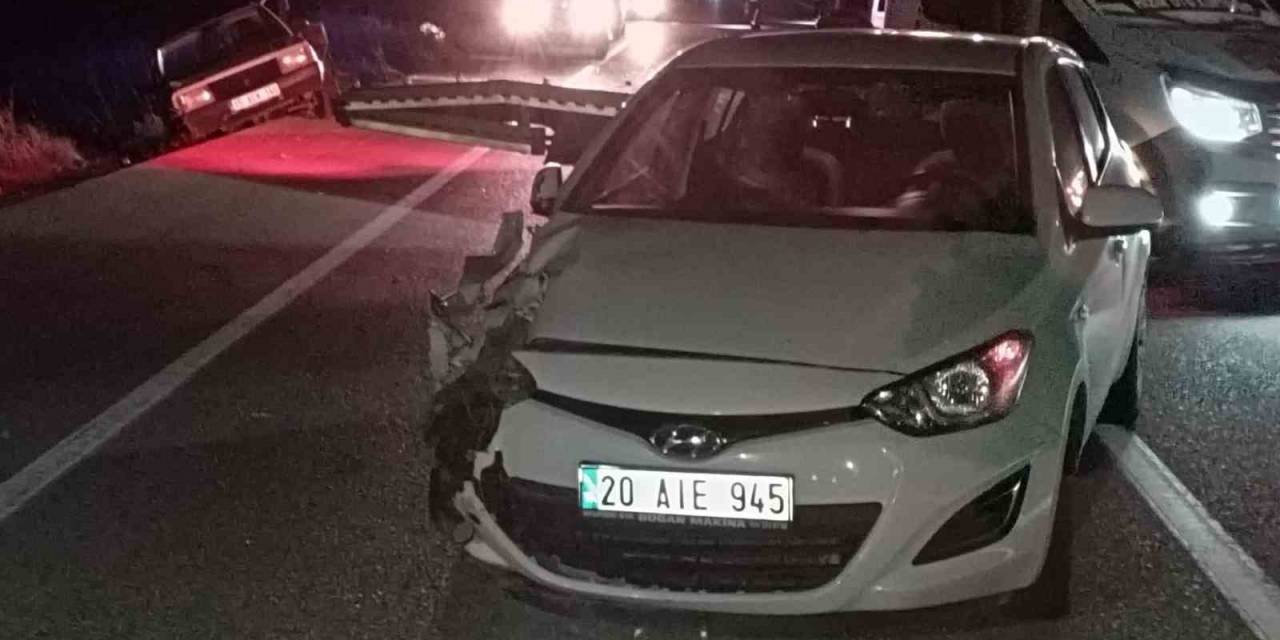 Burdur’da İki Otomobil Çarpıştı: 3 Yaralı