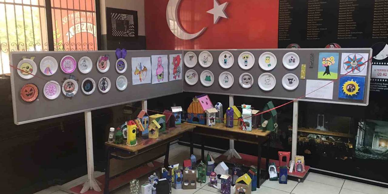 Öğrencilerden “Atıktan Sanata Süreç” Sergisi