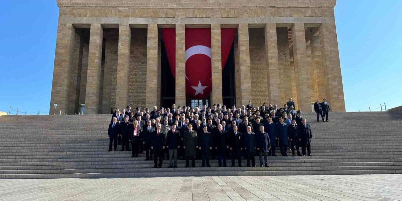 Anıtkabir’de 18 Mart Şehitlerini Anma Töreni Düzenlendi