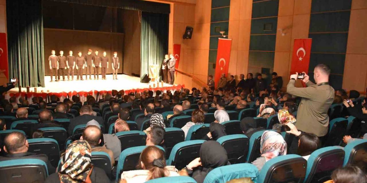Tatvan’da "18 Mart Çanakkale Zaferi Ve Şehitleri Anma Günü" Programı