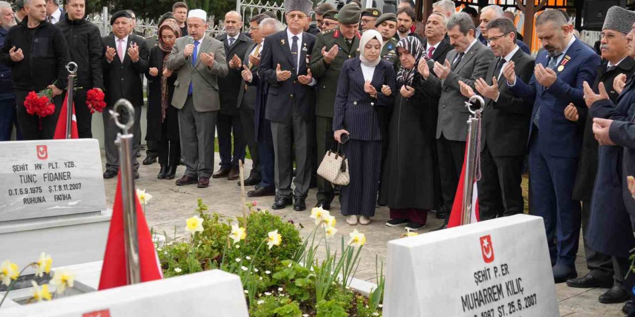 Çanakkale Zaferi’ne Kutlama, Şehitlere Dua