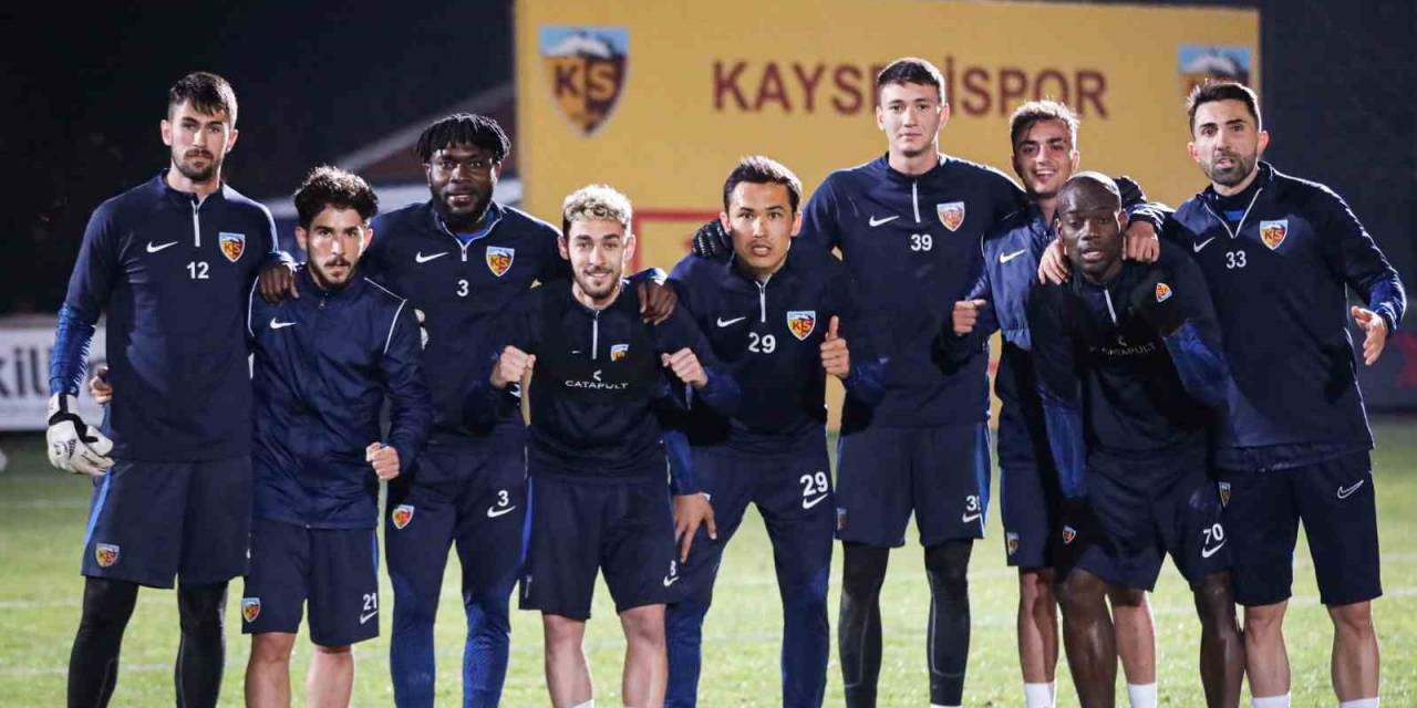 Kayserispor’da Antrenmanlar Perşembe Başlayacak