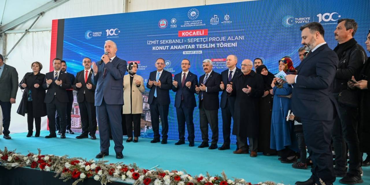 Bakan Özhaseki, Deprem Bölgesi İçin Son Rakamı Paylaştı