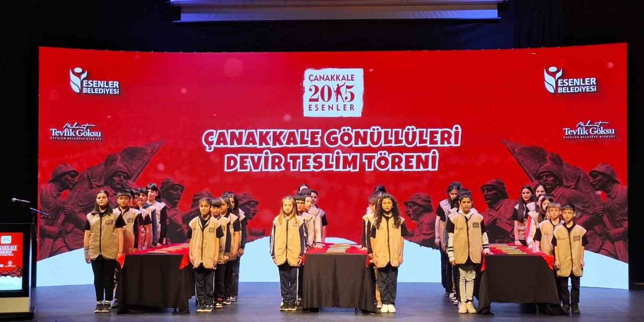‘Esenler’in 15’lileri Türk Bayrağını Düzenlenen Törenle Yeni Arkadaşlarına Devretti