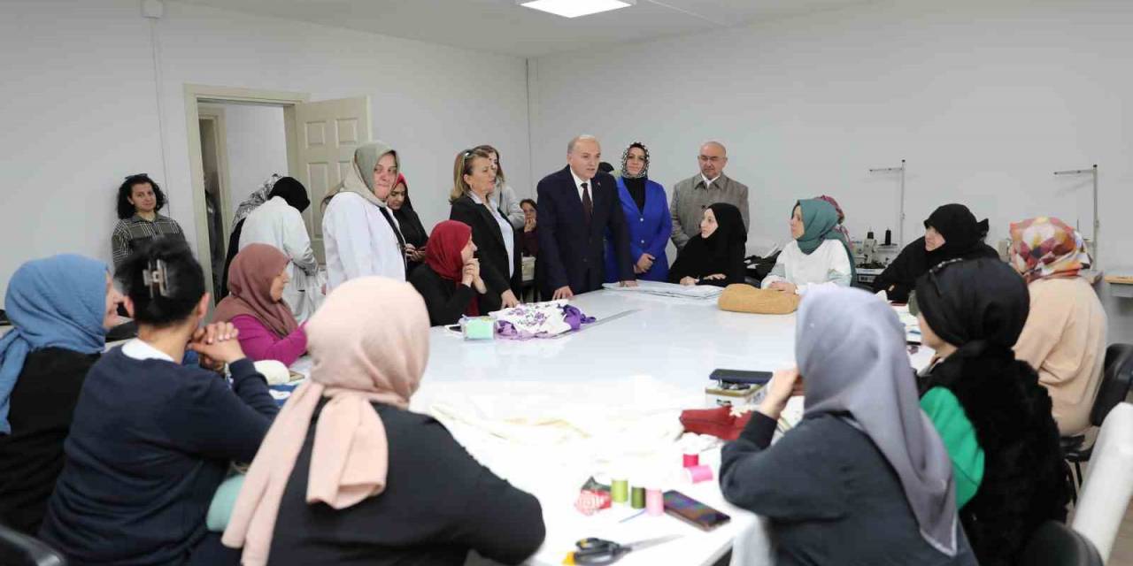 Başkan Özlü Kursların Yaygınlaştırılacağı Müjdesini Verdi