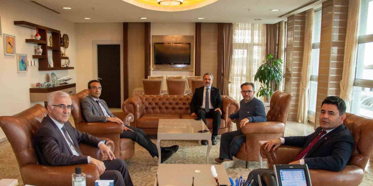Bakan Yardımcısı Boyraz’dan Esogü Rektörü Prof. Dr. Çolak’a Ziyaret