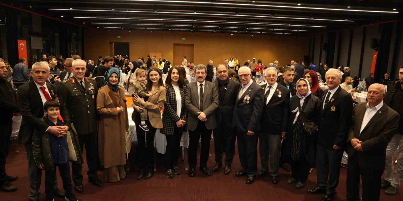 Vali Tavlı: “Şehit Ailelerimizin Ve Gazilerimizin Rızalarını Almayı Boynumuzun Borcu Olarak Görüyoruz”